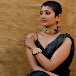 Layina - Zardozi and Purple Crackle Agate Choker & Bracelet Layina - Zardozi and Purple Crackle Agate Choker & Bracelet